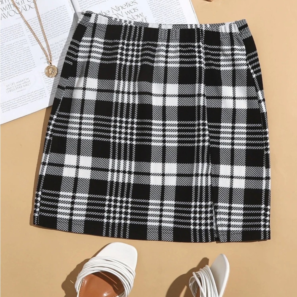 Plaid Black and White Women's Skirt